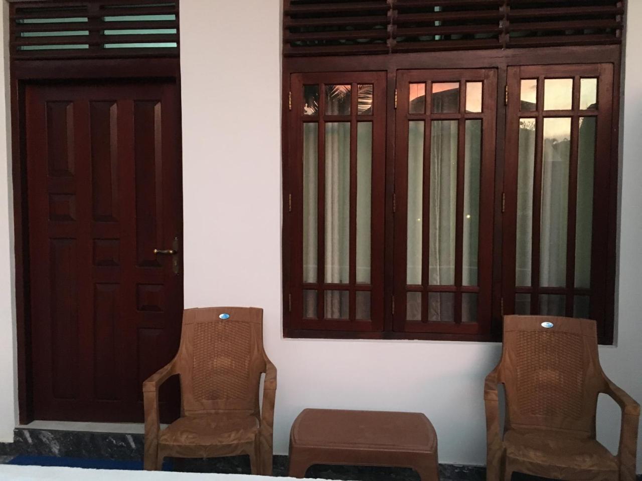 Hotel Sea Breeze Bentota Exterior foto